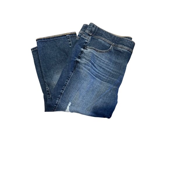 Torrid Crop Lean Jeans Women's Size 2X Distressed Super Soft Denim Blue - Picture 1 of 5